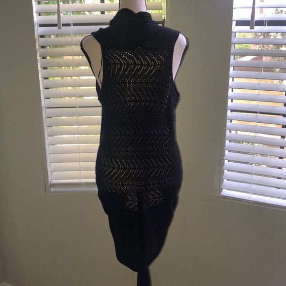 Beautiful NWT sweater cardigan sleeveless - Picture 2 of 5